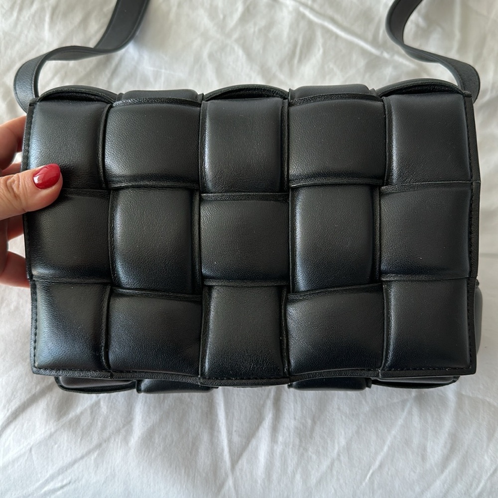Amazing price!!!! BOTTEGA VENETA PADDED CASSETTE - Picture 11 of 11